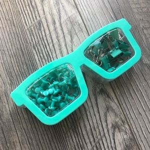 Elum Turquoise Pushpin and Binder Clip Organizer
